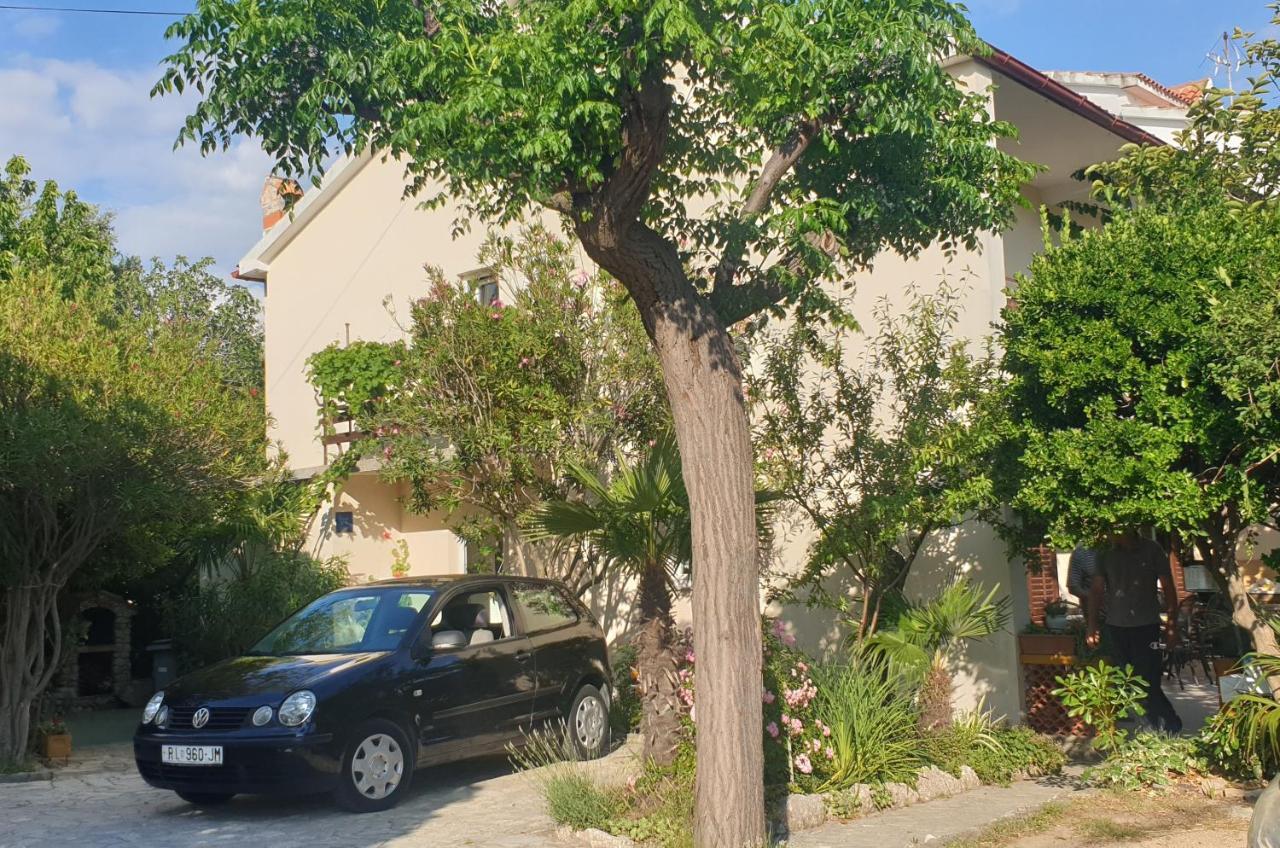 Apartment Tonci Rab Town Luaran gambar