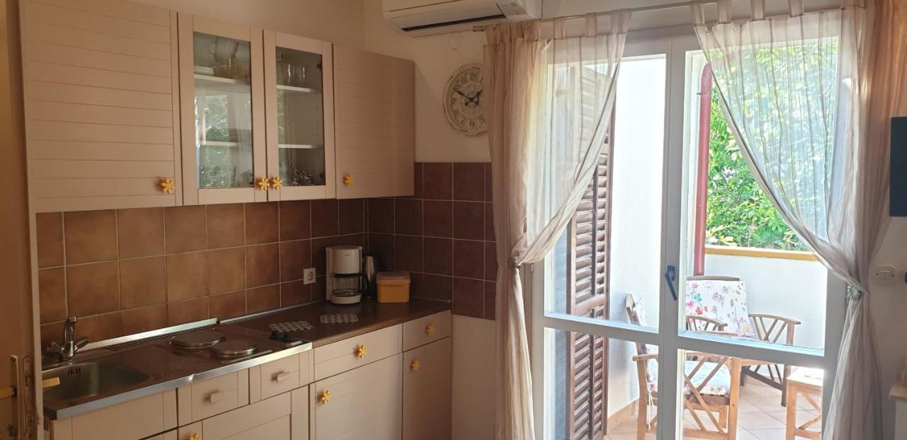 Apartment Tonci Rab Town Luaran gambar